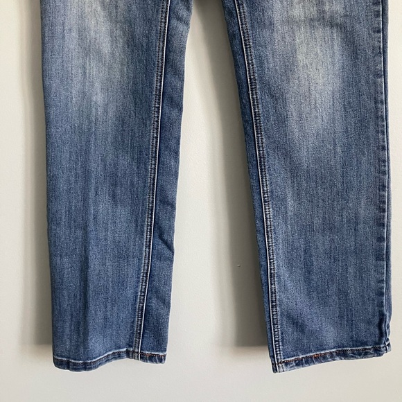 MAURICES Medium Wash Mid Rise Straight Leg Jeans Size 6 - Picture 4 of 11